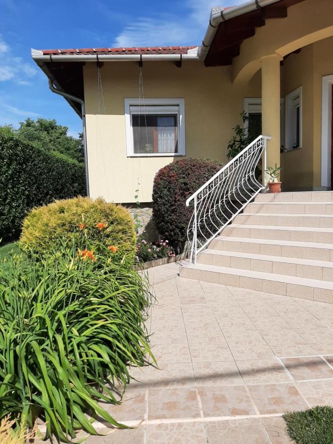 Вилла Csilla Elegant House *